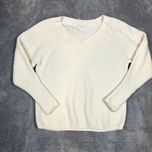Club Monaco 100% Cashmerer Sweater Womens XS White Knit V Neck Elevated Basics